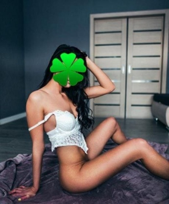 Я опытная и искусная в постели, знаю, как доставить удовольствие и удовлетворить твои сокровенные желания. У меня есть мягкие руки и нежные губки, которыми я исполню все твои сексуальные фантазии. Я обладательница горячего тела и страстного характера. Посмотри на мои фото, они говорят больше, чем тысячи слов. Живу в Москве и готова к встрече прямо сейчас. 💋 Все отзывы только положительные, моими услугами довольны все мои клиенты. Не упусти шанс попробовать настоящее удовольствие со мной, набери мой номер! ↔️ 5165, 22 года